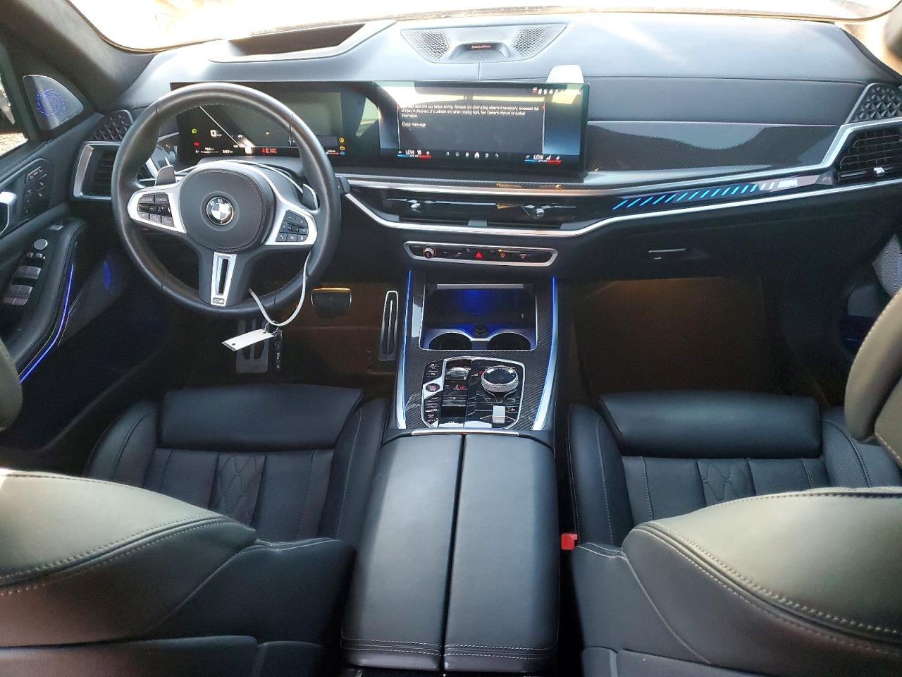 2025 BMW X7 M60I