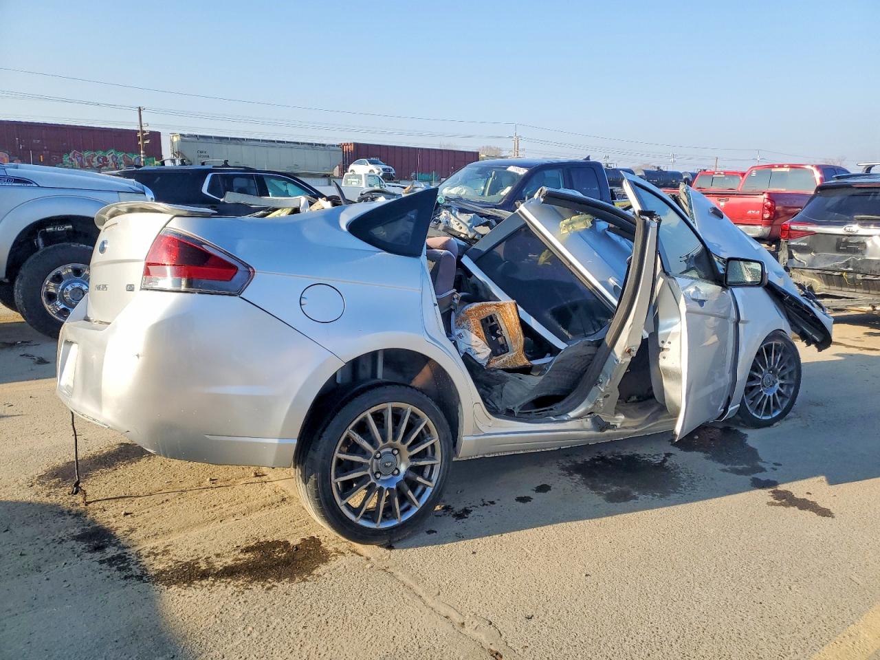 2011 FORD FOCUS