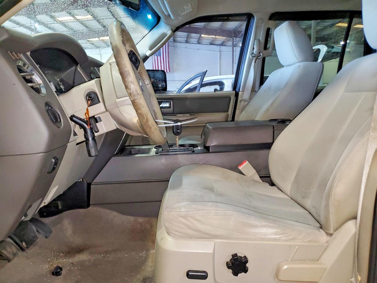 2011 FORD EXPEDITION