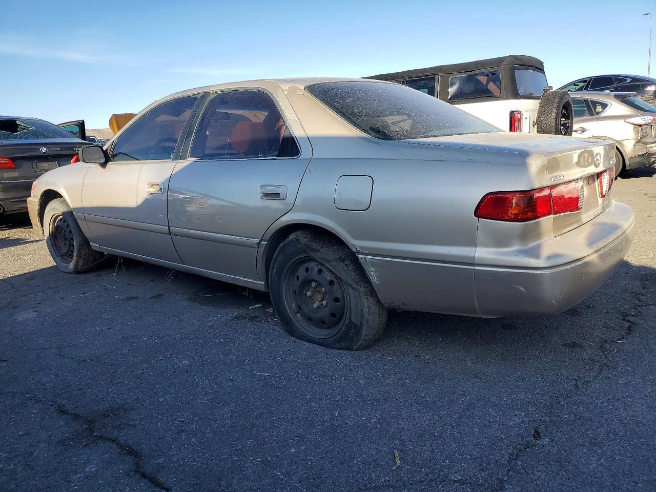 2000 TOYOTA CAMRY