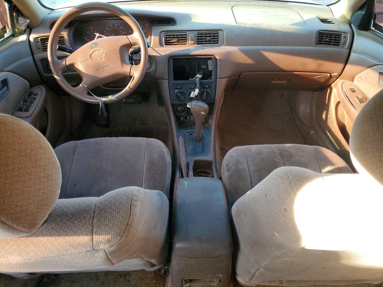 2000 TOYOTA CAMRY