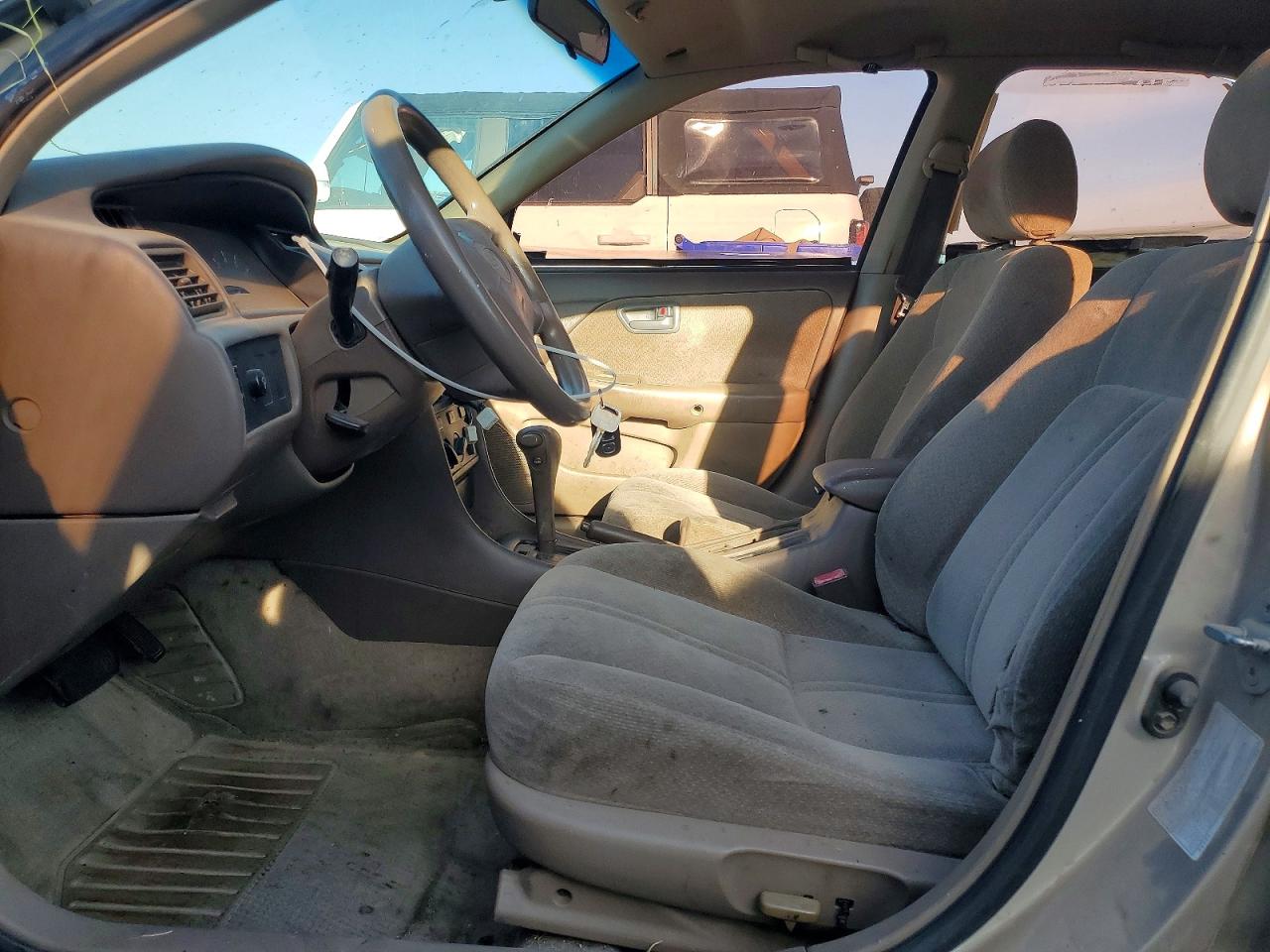 2000 TOYOTA CAMRY