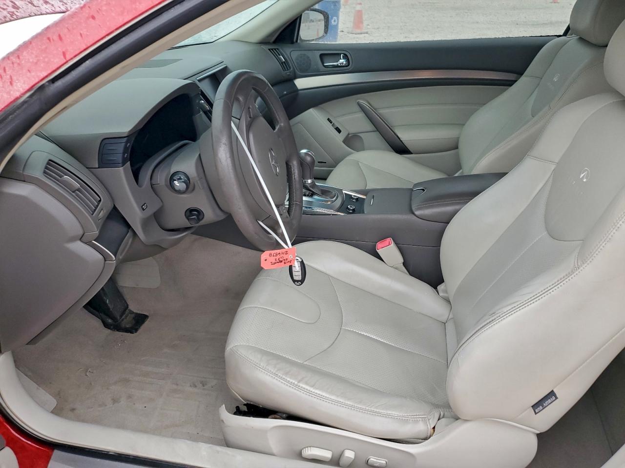 2012 INFINITI G37