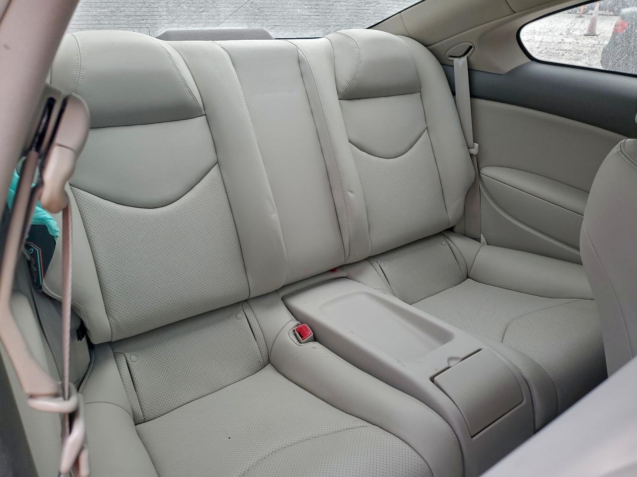 2012 INFINITI G37