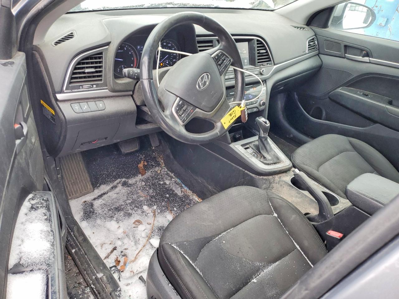 2017 HYUNDAI ELANTRA