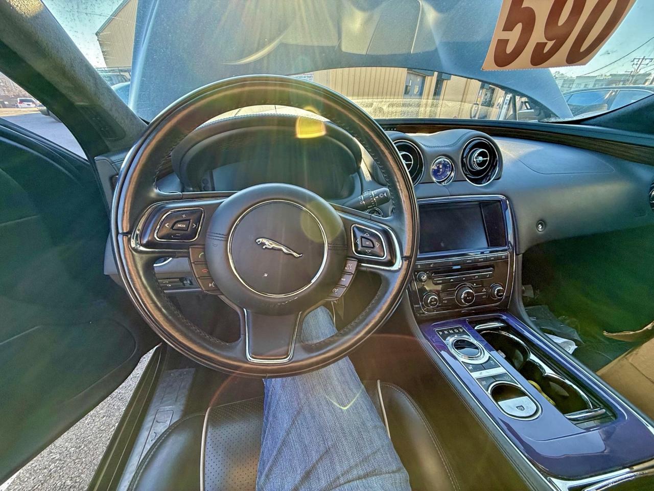 2013 JAGUAR XJ