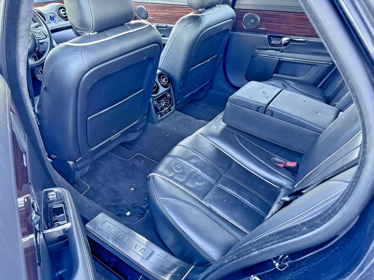 2013 JAGUAR XJ