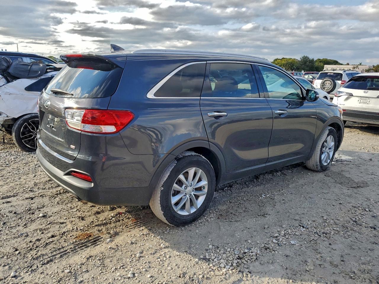 2018 KIA SORENTO