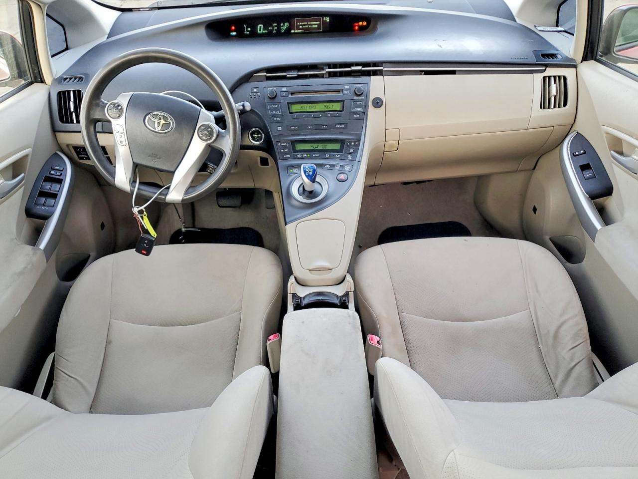 2010 TOYOTA PRIUS