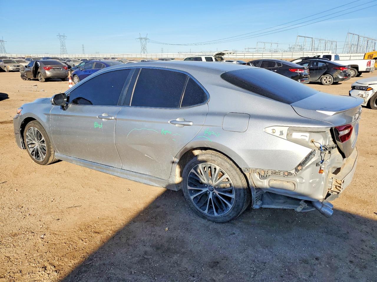 2018 TOYOTA CAMRY