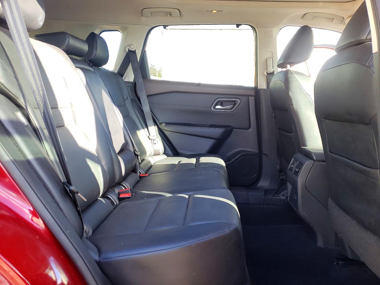 2021 NISSAN ROGUE