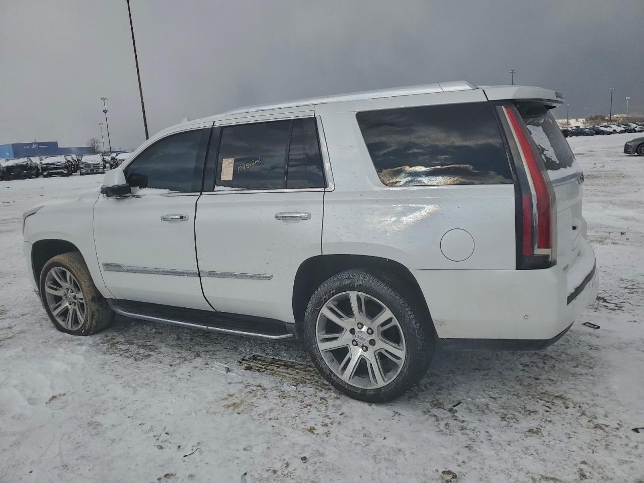 2017 CADILLAC ESCALADE