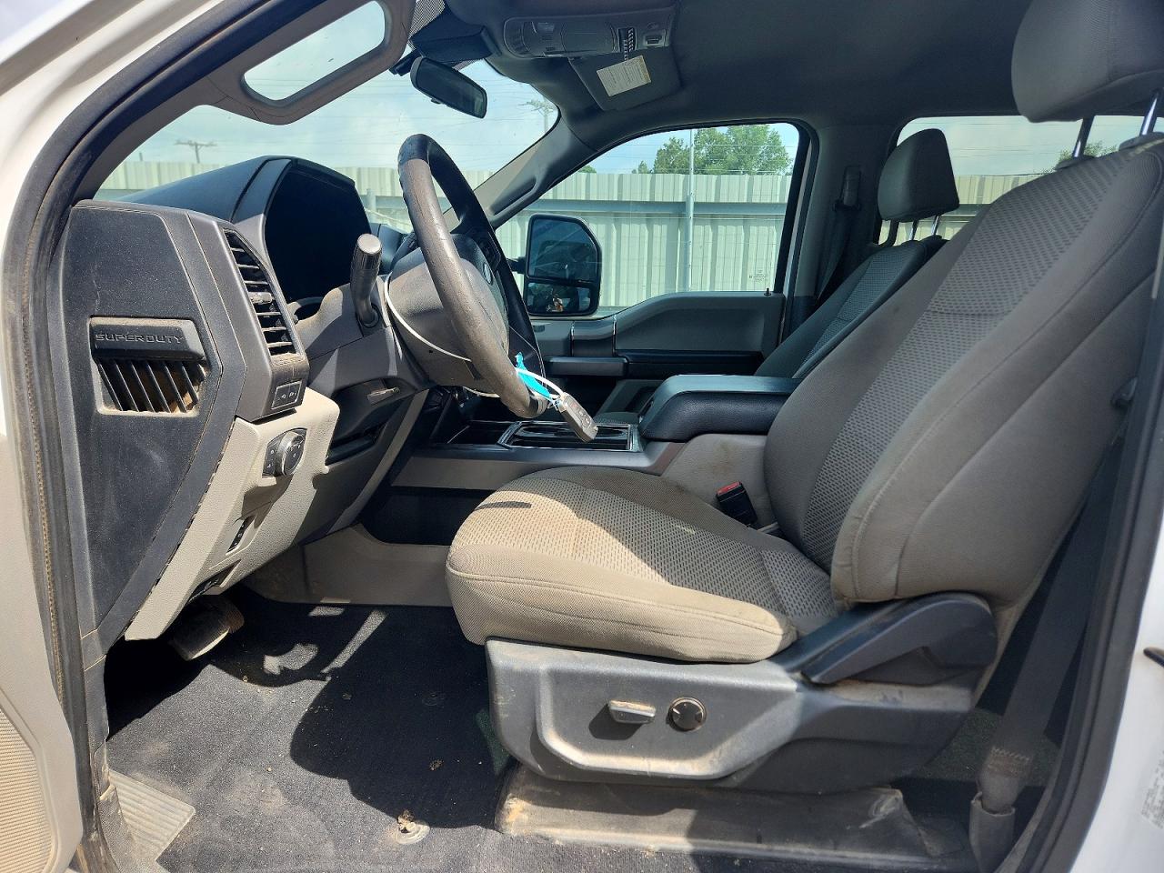 2022 FORD F250