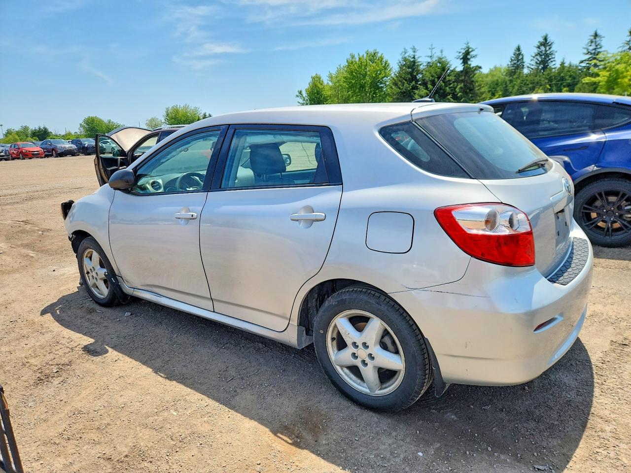 2011 TOYOTA MATRIX