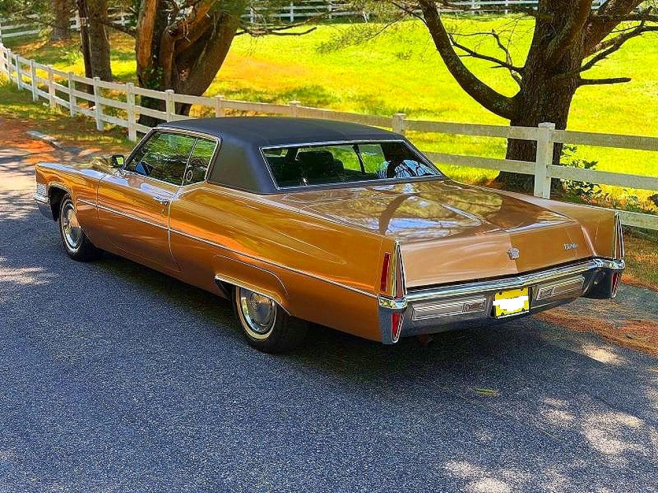1970 CADILLAC DEVILLE