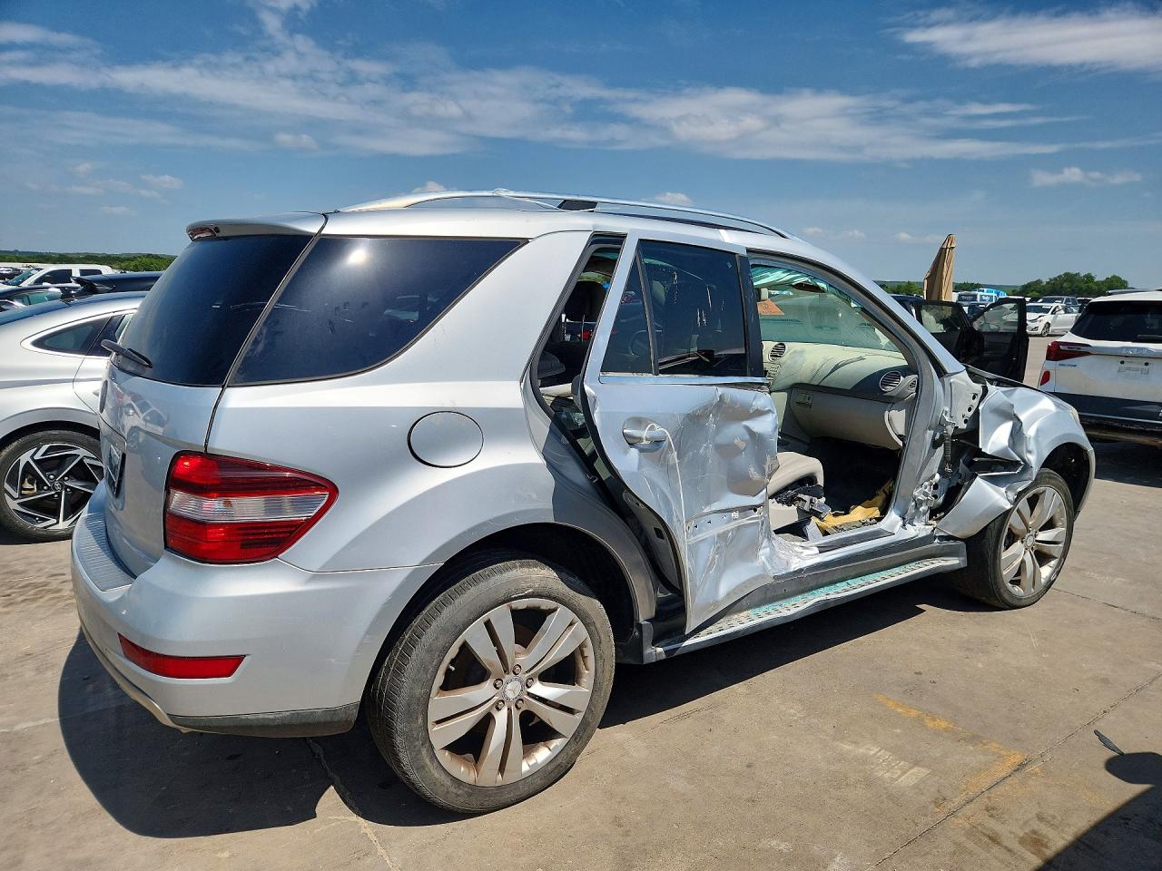 2010 MERCEDES-BENZ M-CLASS