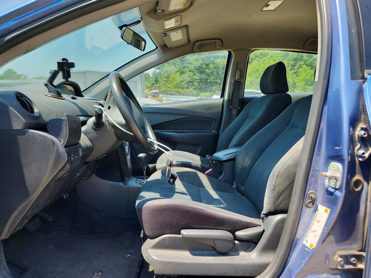 2009 TOYOTA YARIS