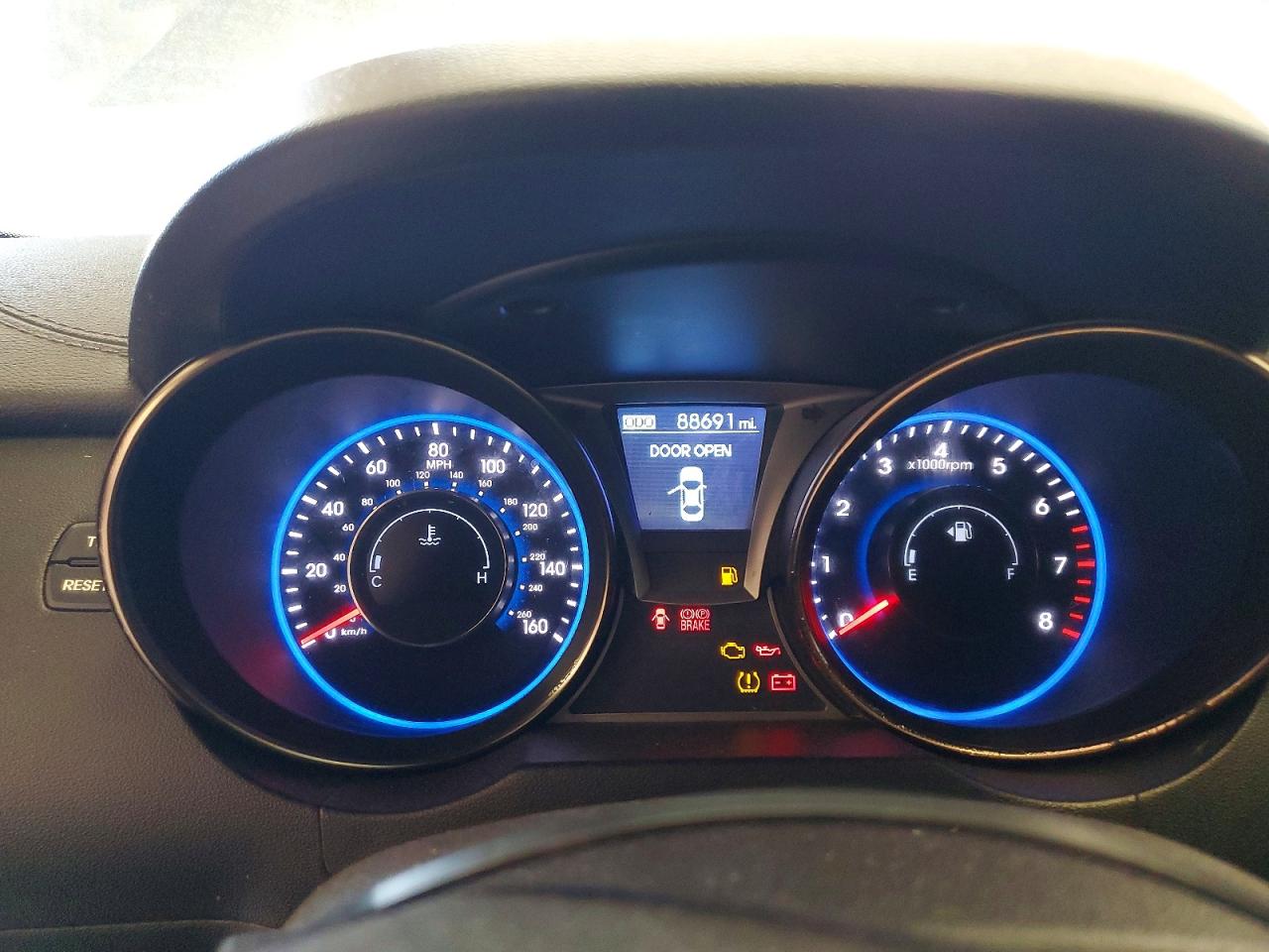 2014 HYUNDAI GENESIS