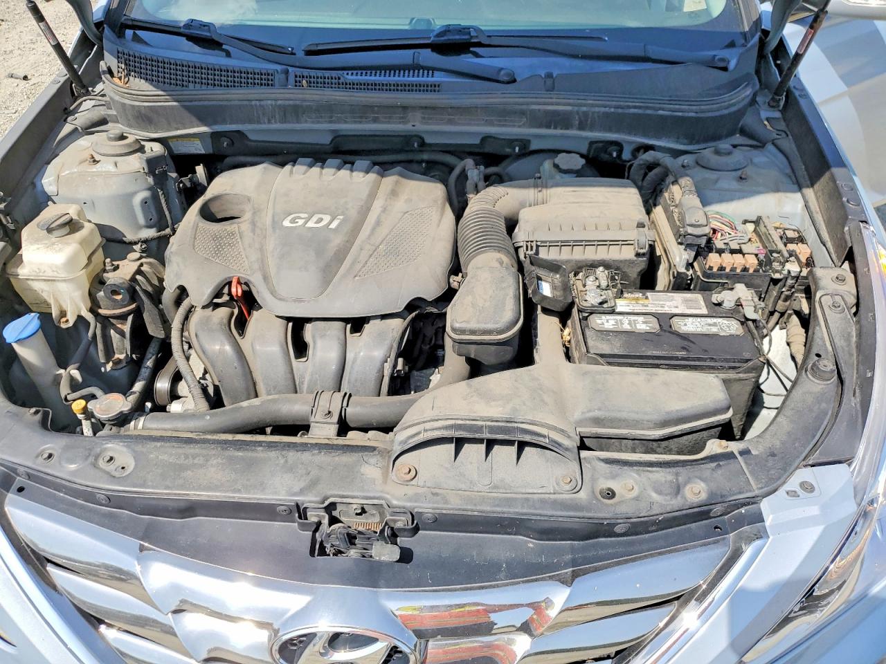 2011 HYUNDAI SONATA