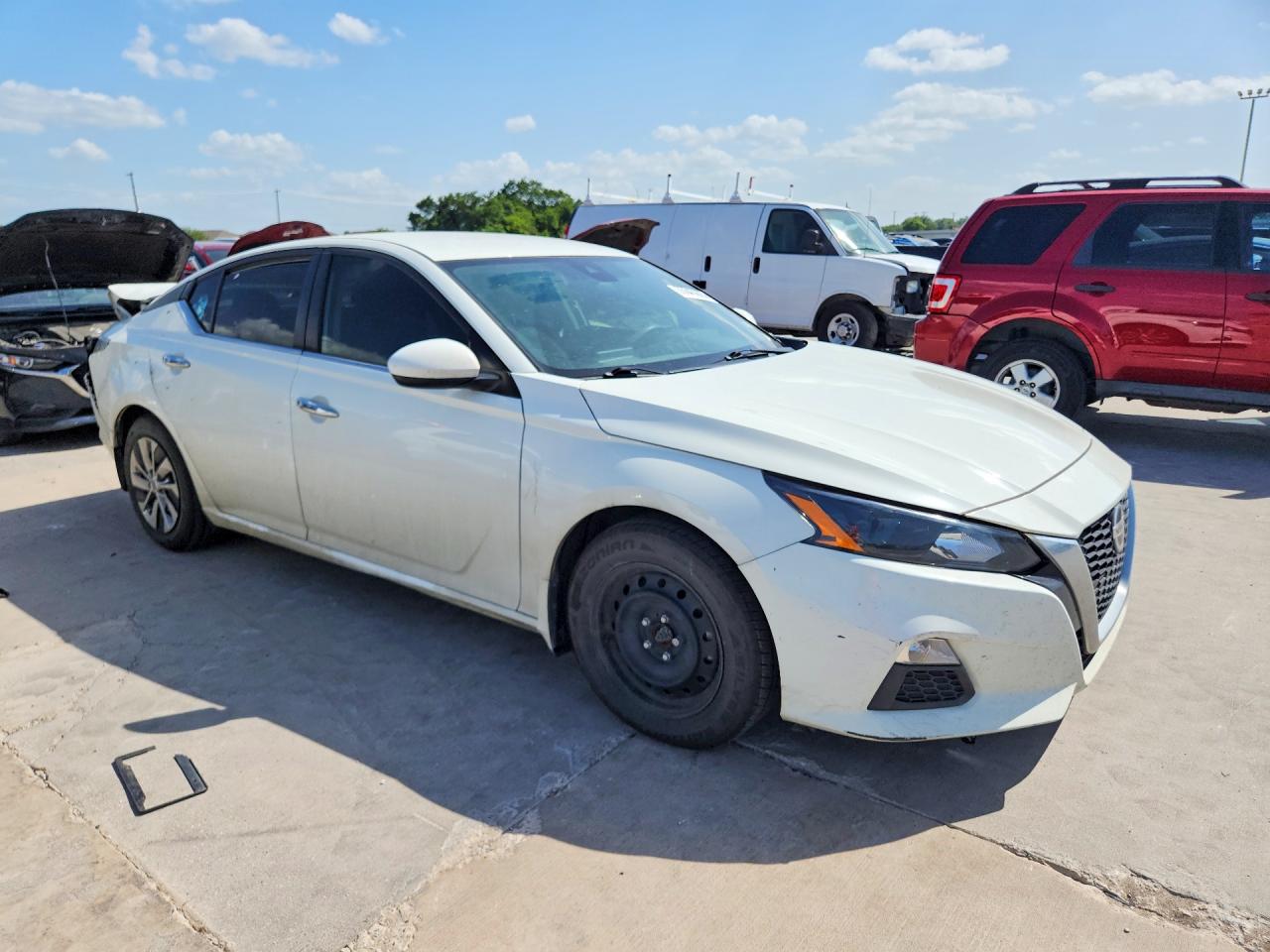 2022 NISSAN ALTIMA