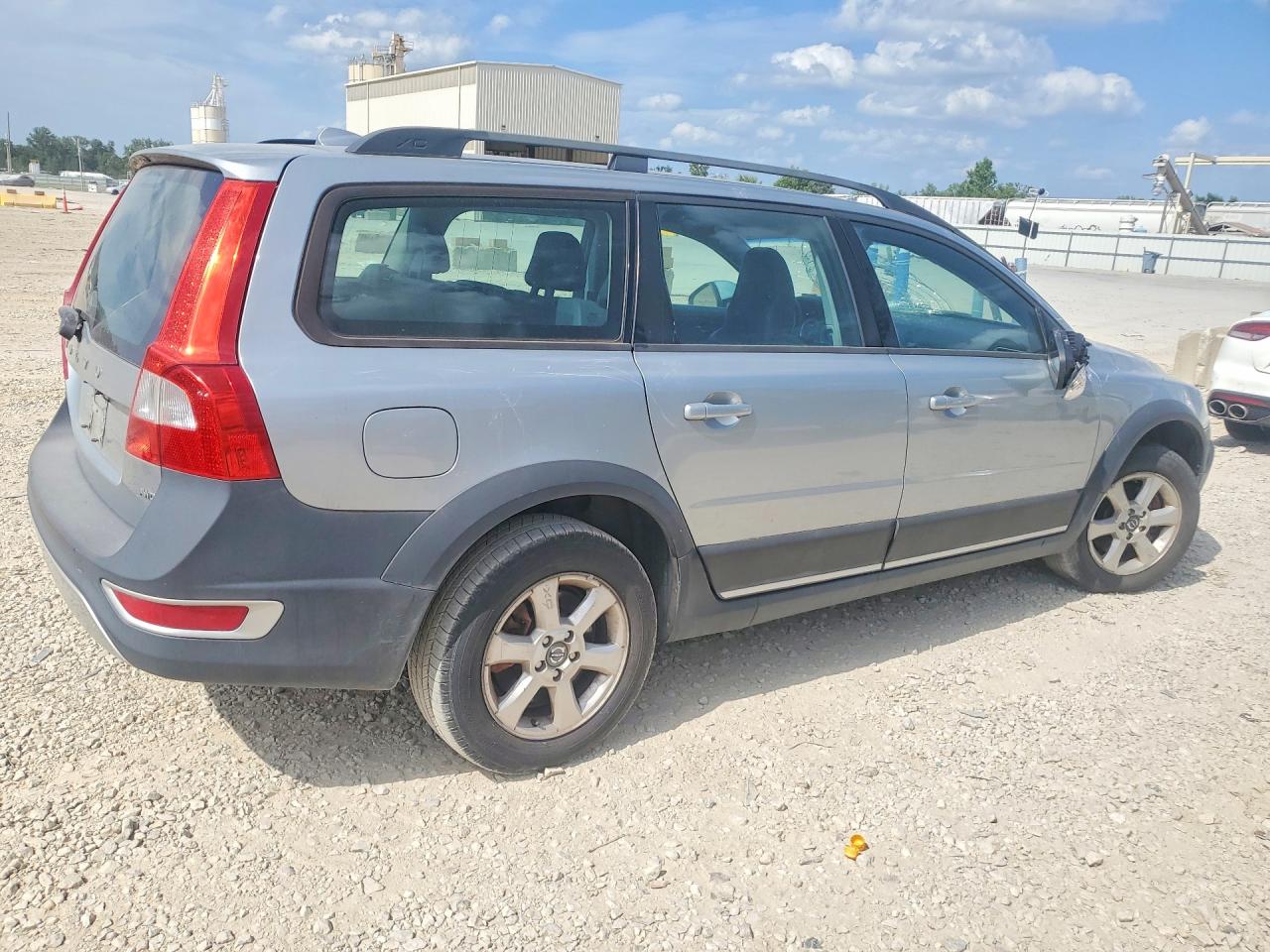2011 VOLVO XC70