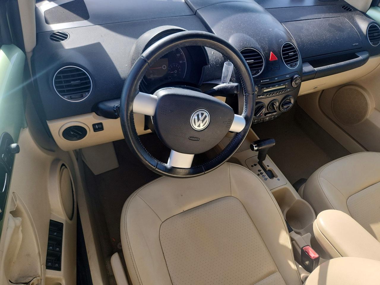 2008 VOLKSWAGEN BEETLE
