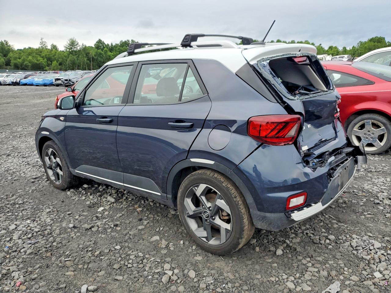 2025 HYUNDAI VENUE