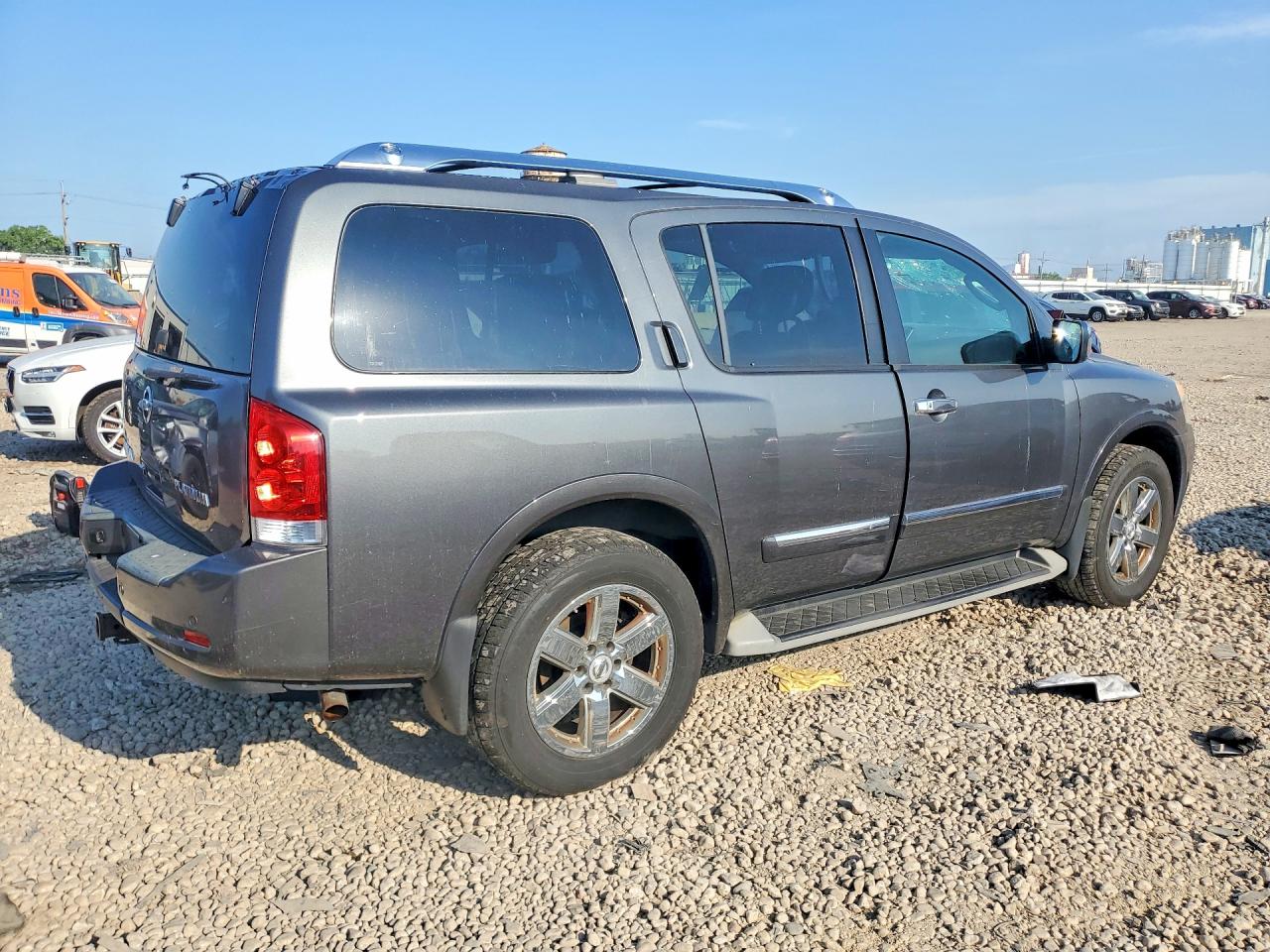 2010 NISSAN ARMADA