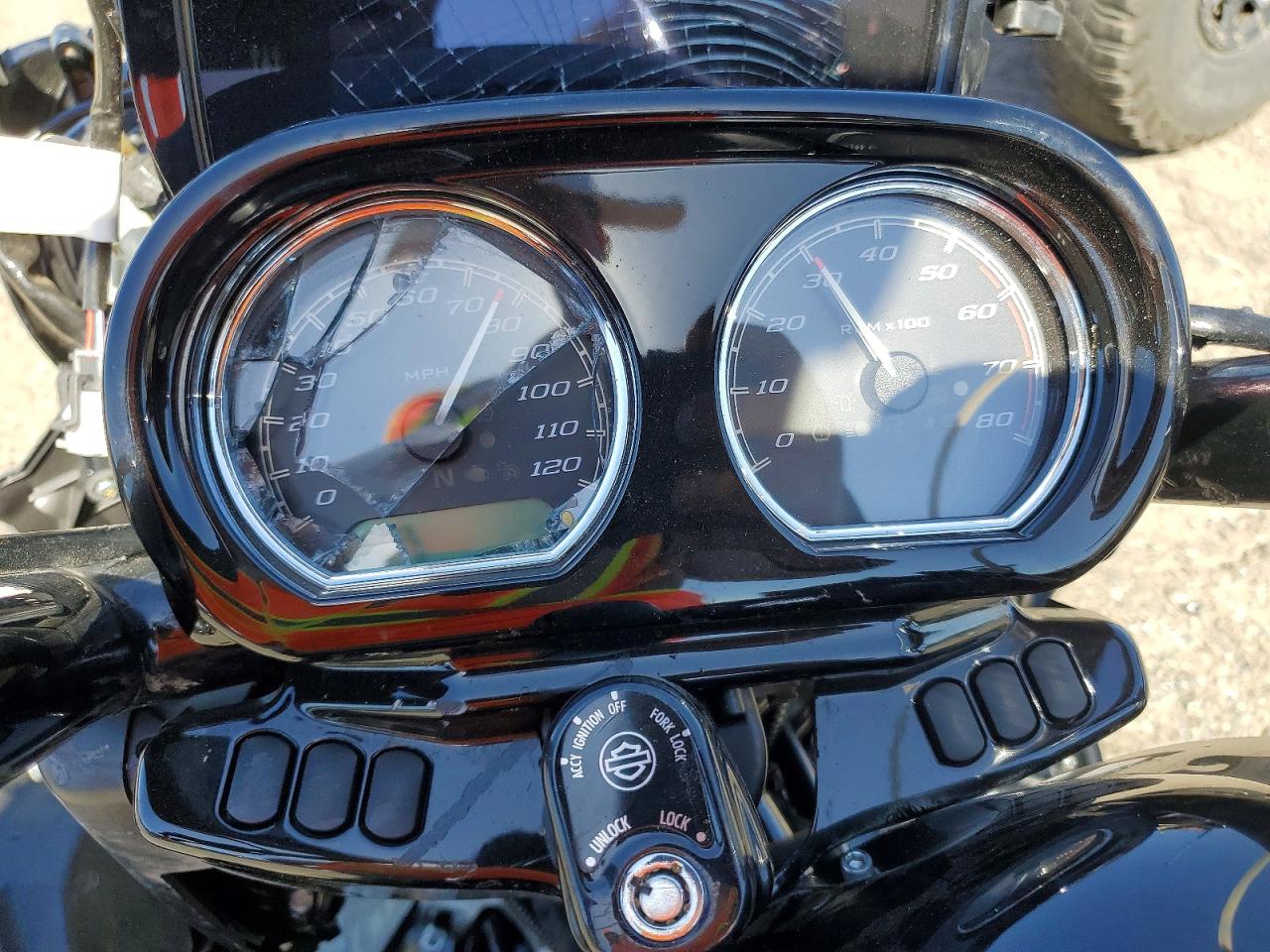 2021 HARLEY-DAVIDSON FL