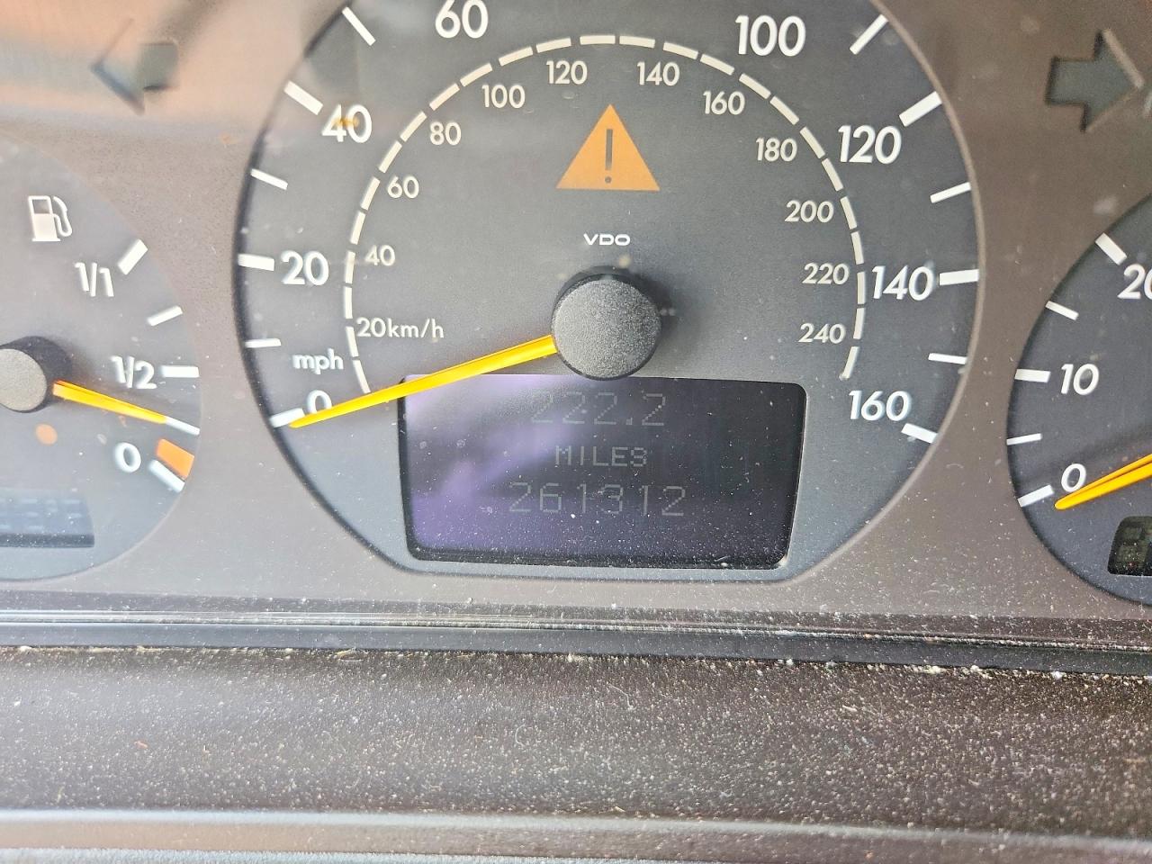 2001 MERCEDES-BENZ E-CLASS