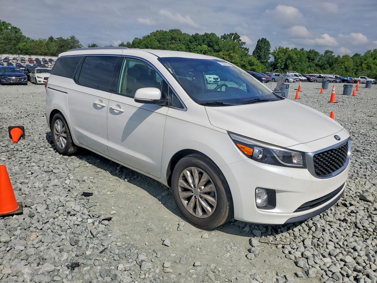 2016 KIA SEDONA