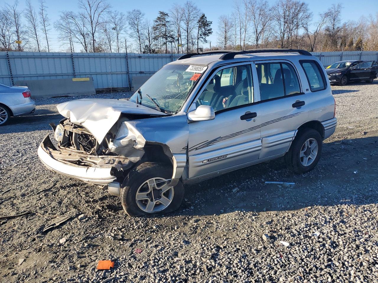 2003 CHEVROLET TRACKER