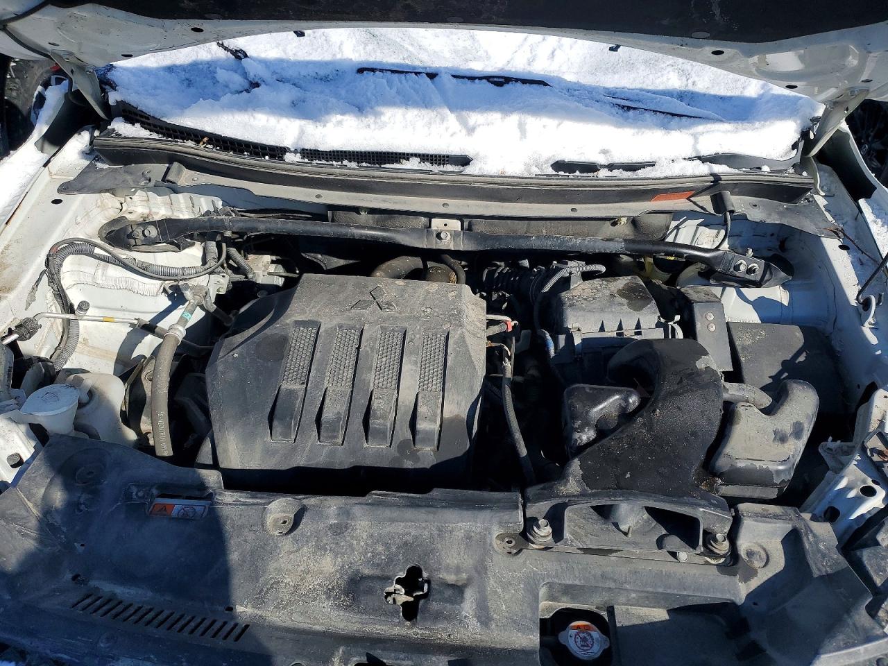 2019 MITSUBISHI ECLIPSE