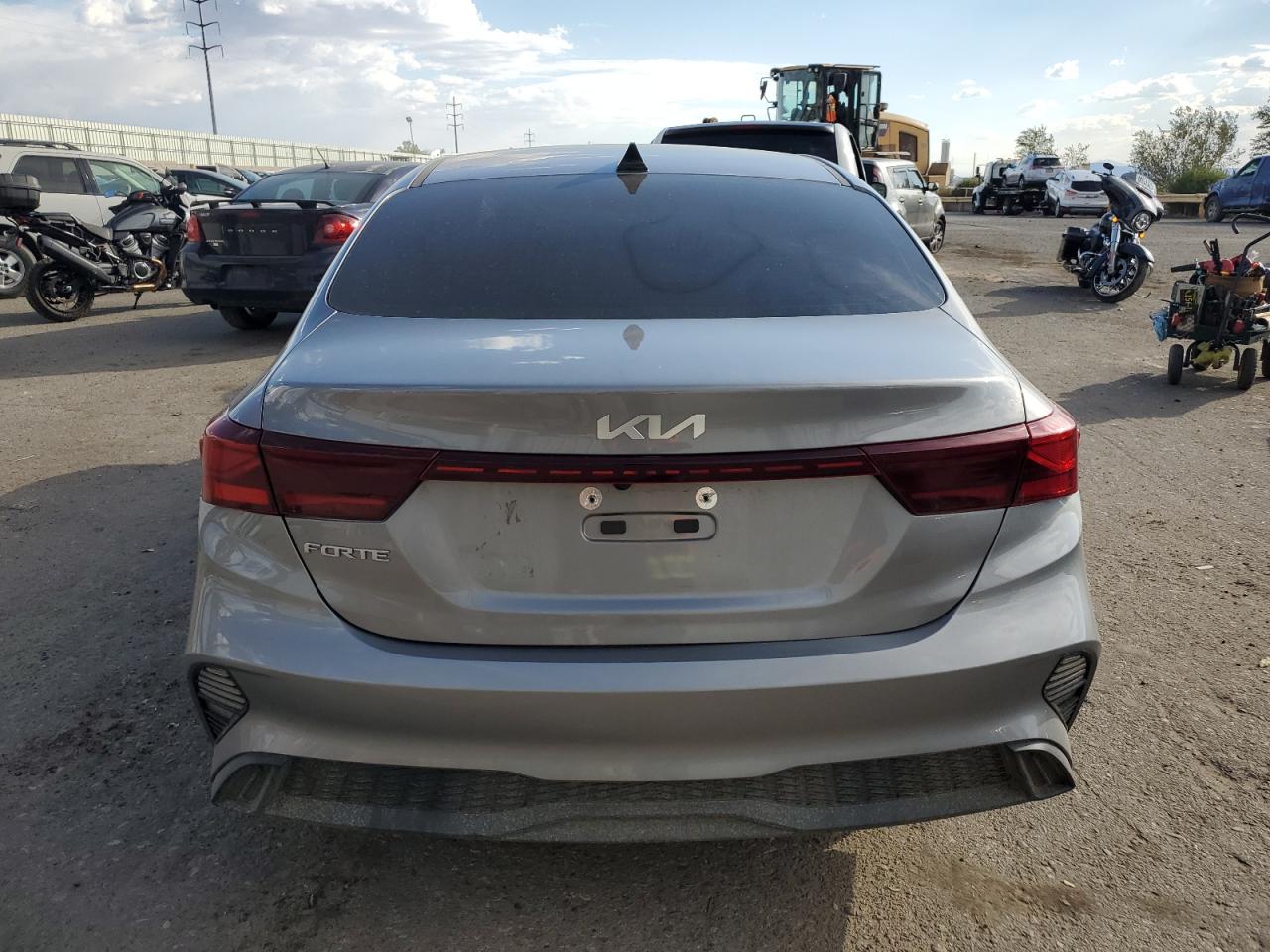 2023 KIA FORTE