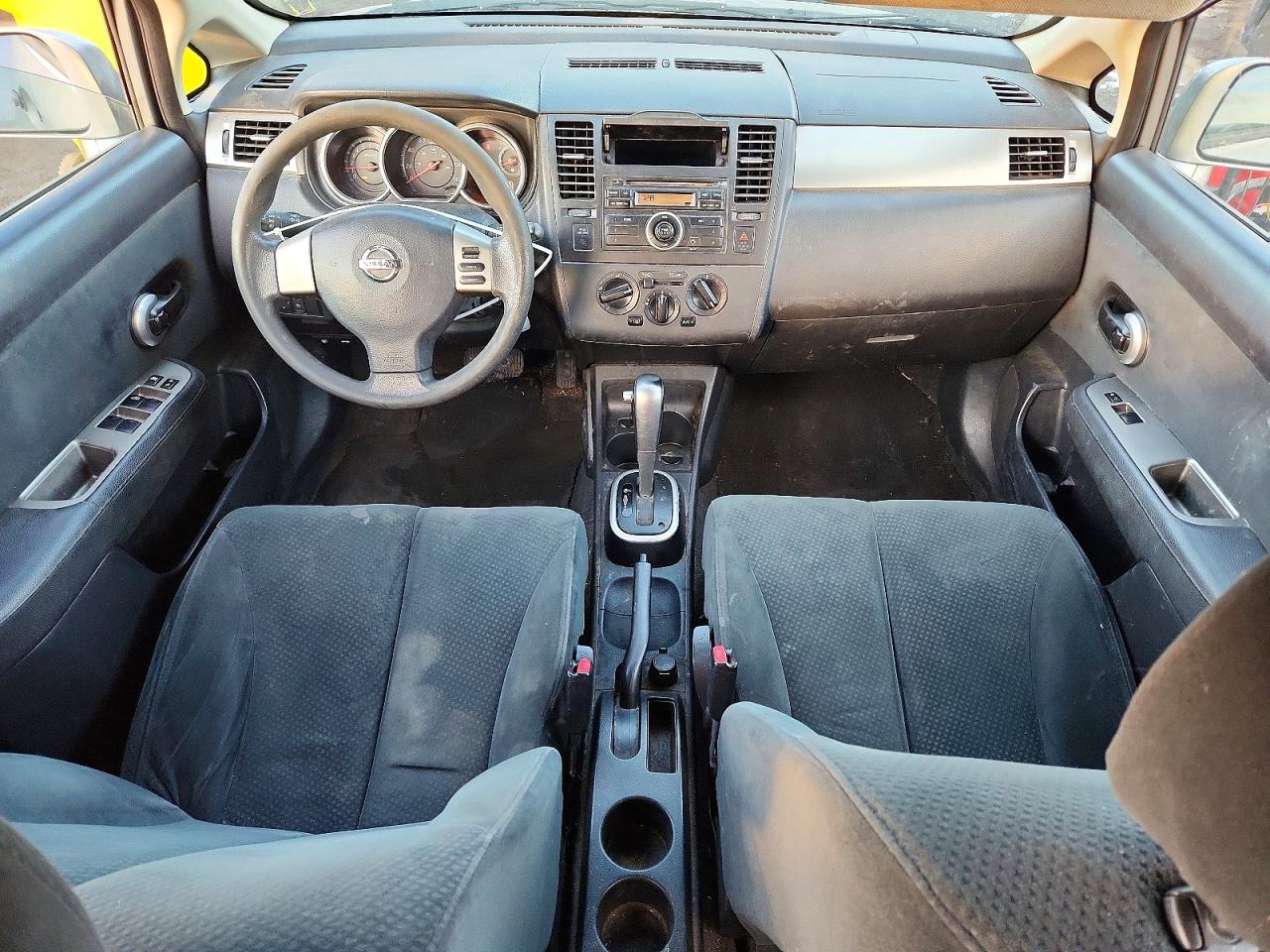 2011 NISSAN VERSA