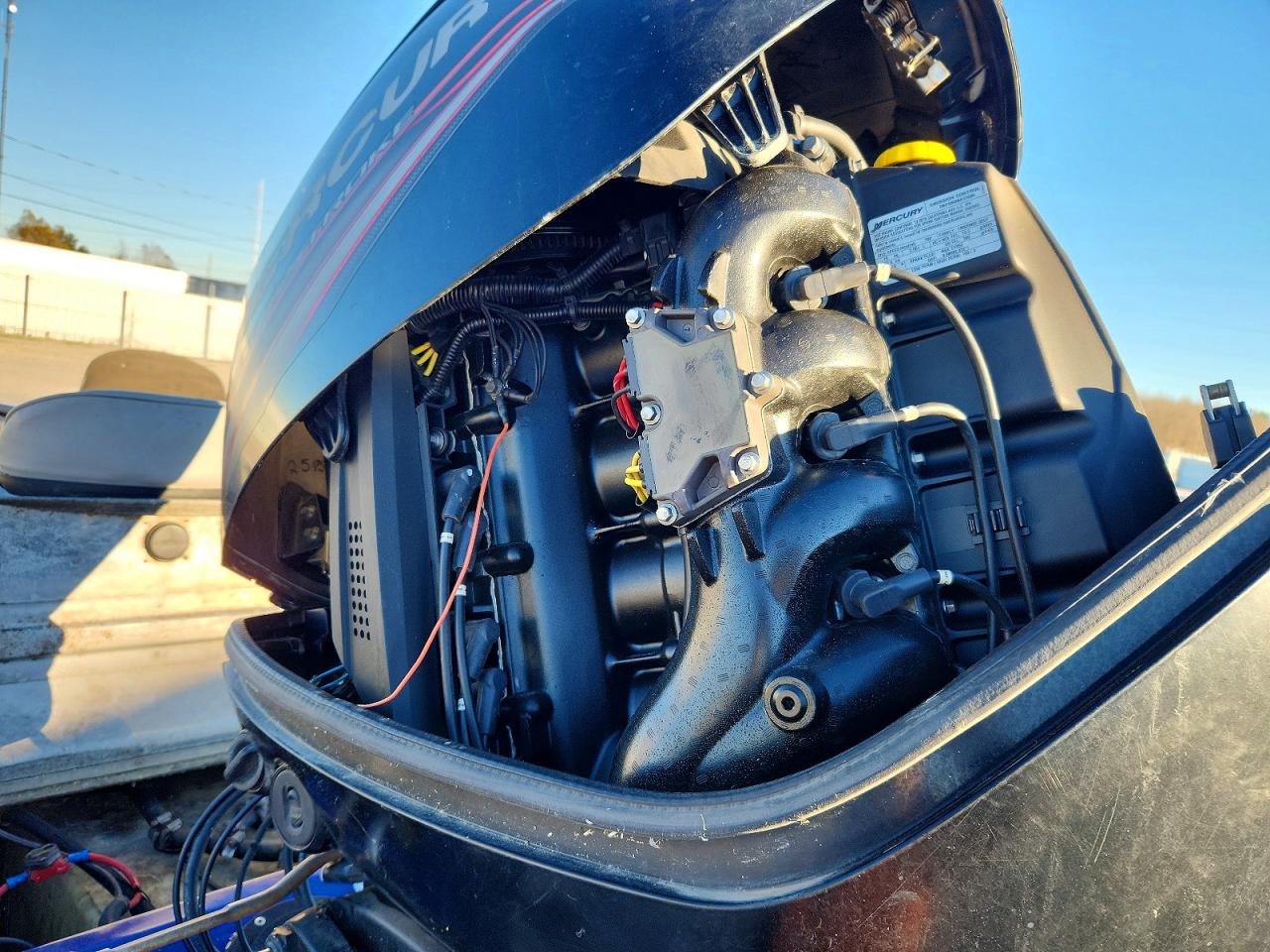 2015 BASS BOAT