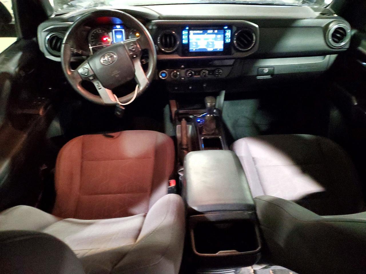 2016 TOYOTA TACOMA