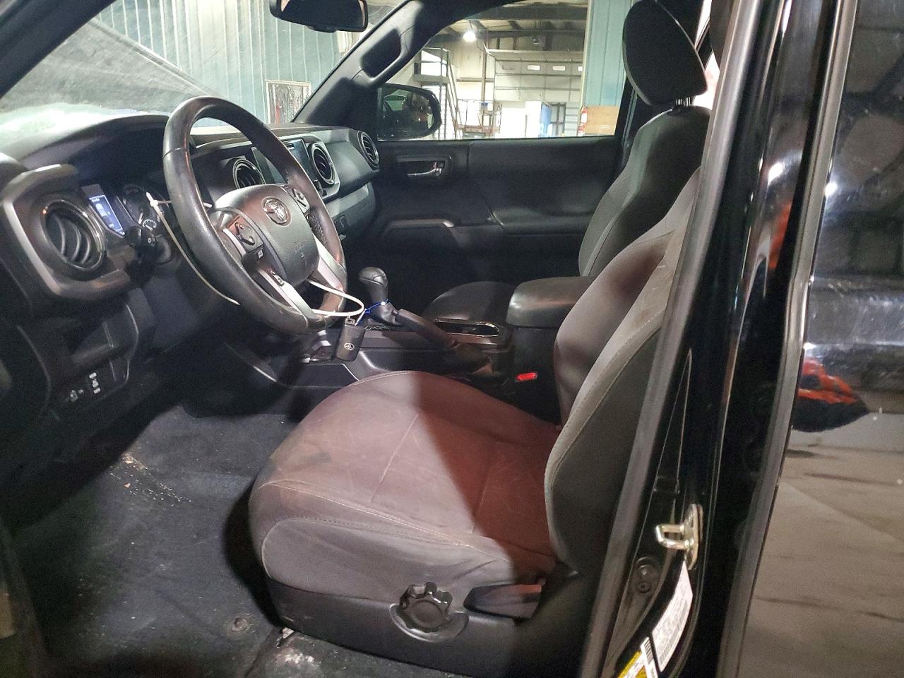 2016 TOYOTA TACOMA