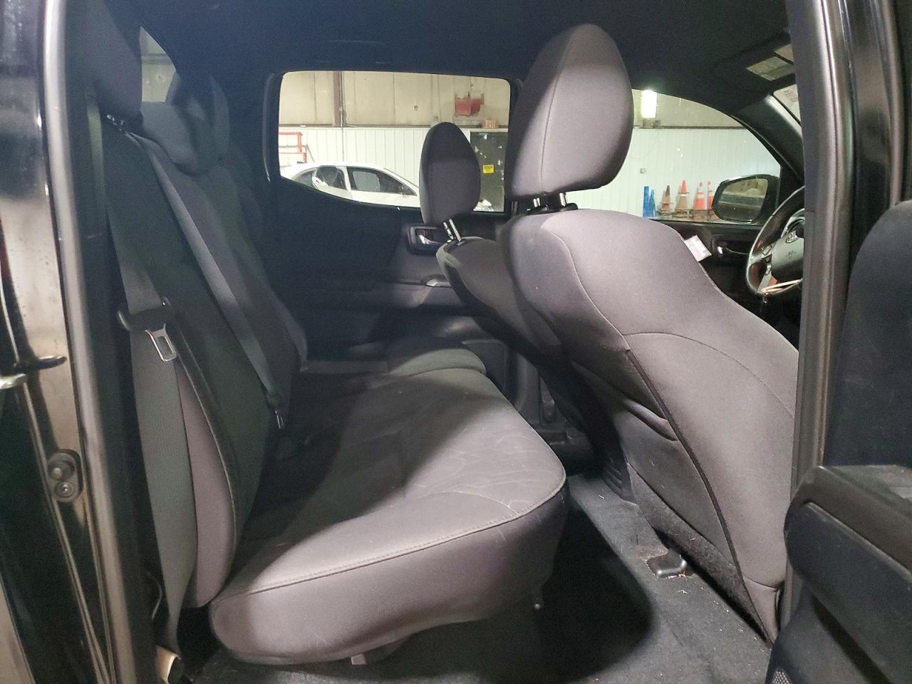 2016 TOYOTA TACOMA