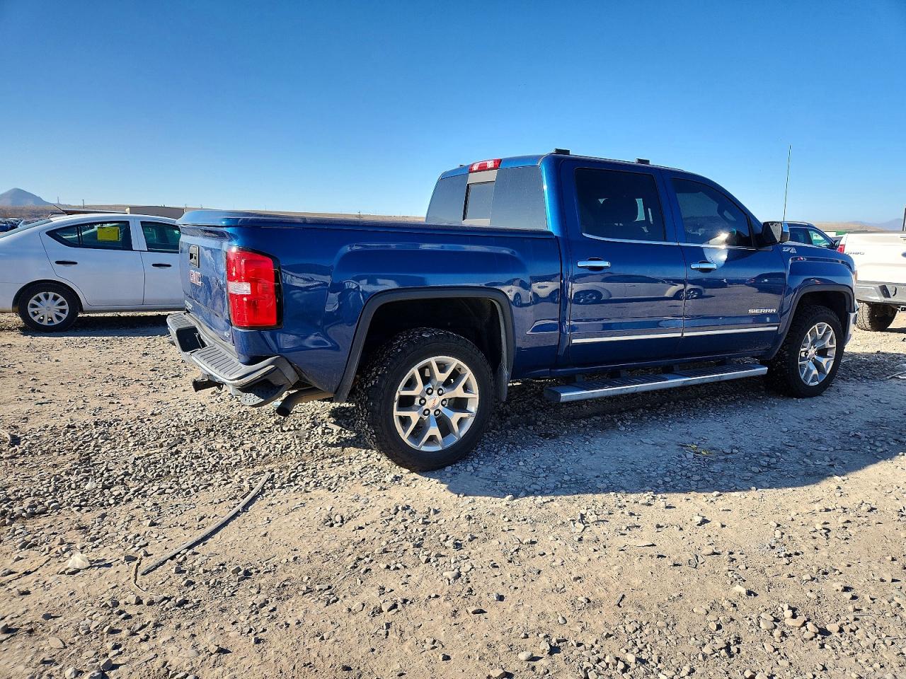 2015 GMC SIERRA