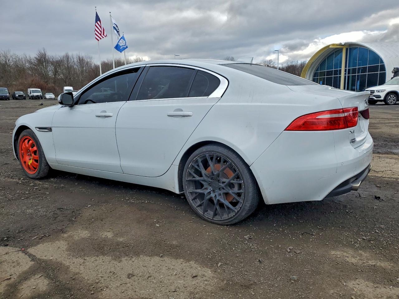 2018 JAGUAR XE
