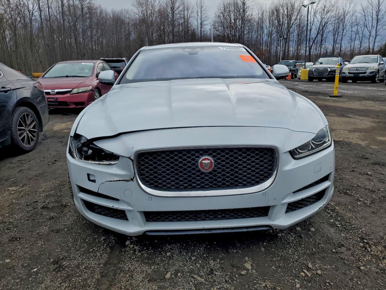 2018 JAGUAR XE