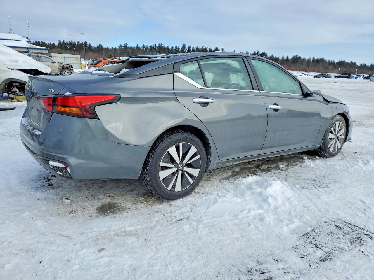2022 NISSAN ALTIMA