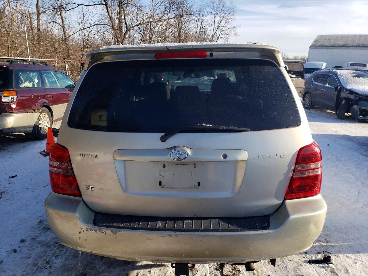 2001 TOYOTA HIGHLANDER