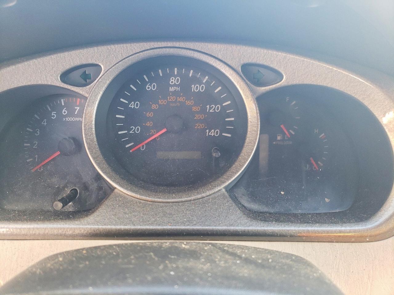 2001 TOYOTA HIGHLANDER