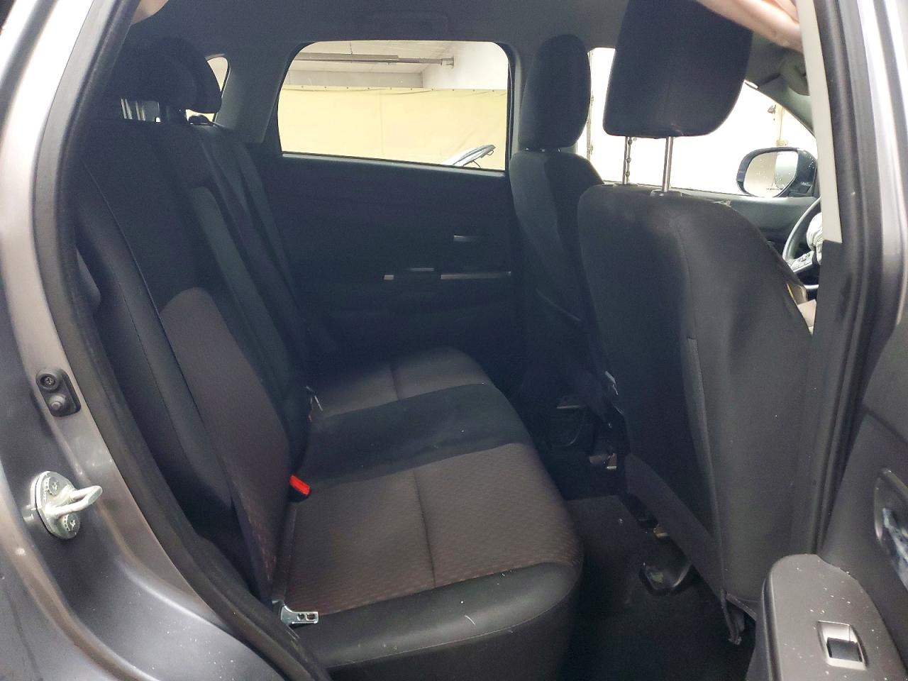 2019 MITSUBISHI OUTLANDER