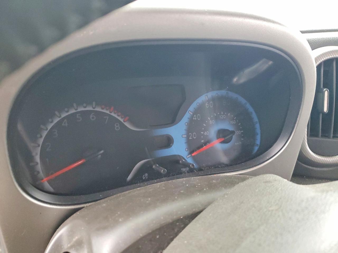2010 NISSAN CUBE
