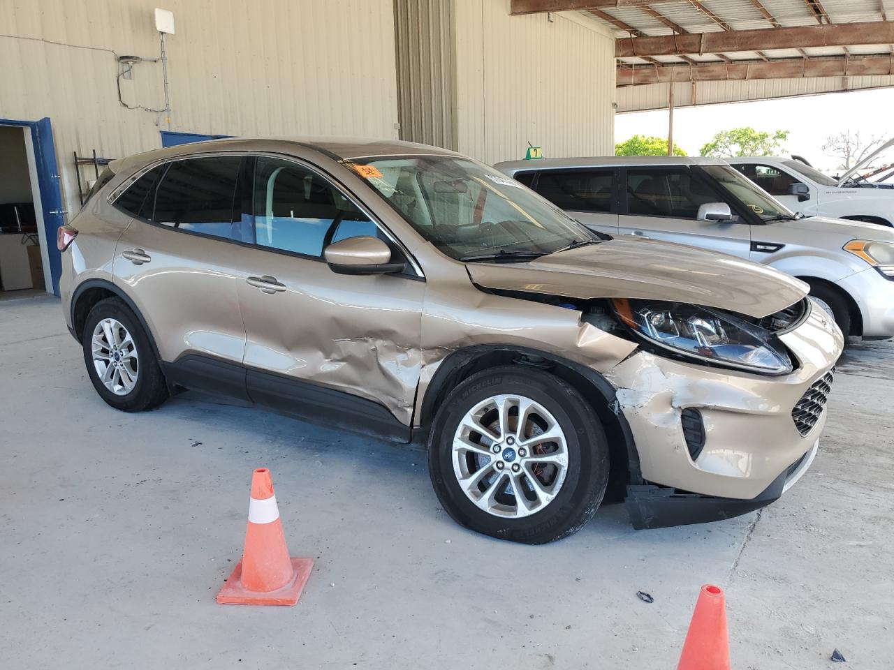 2021 FORD ESCAPE
