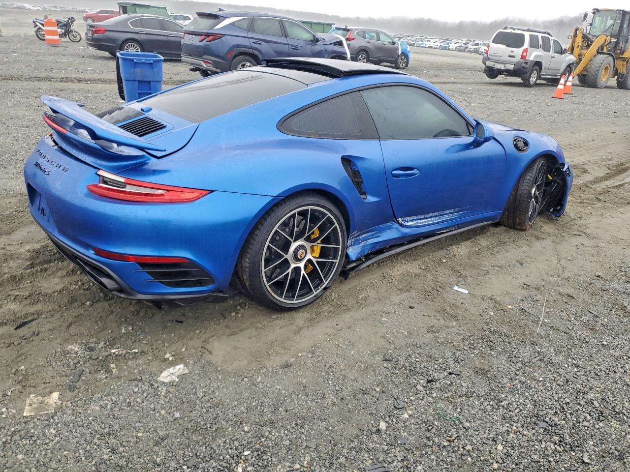 2017 PORSCHE 911