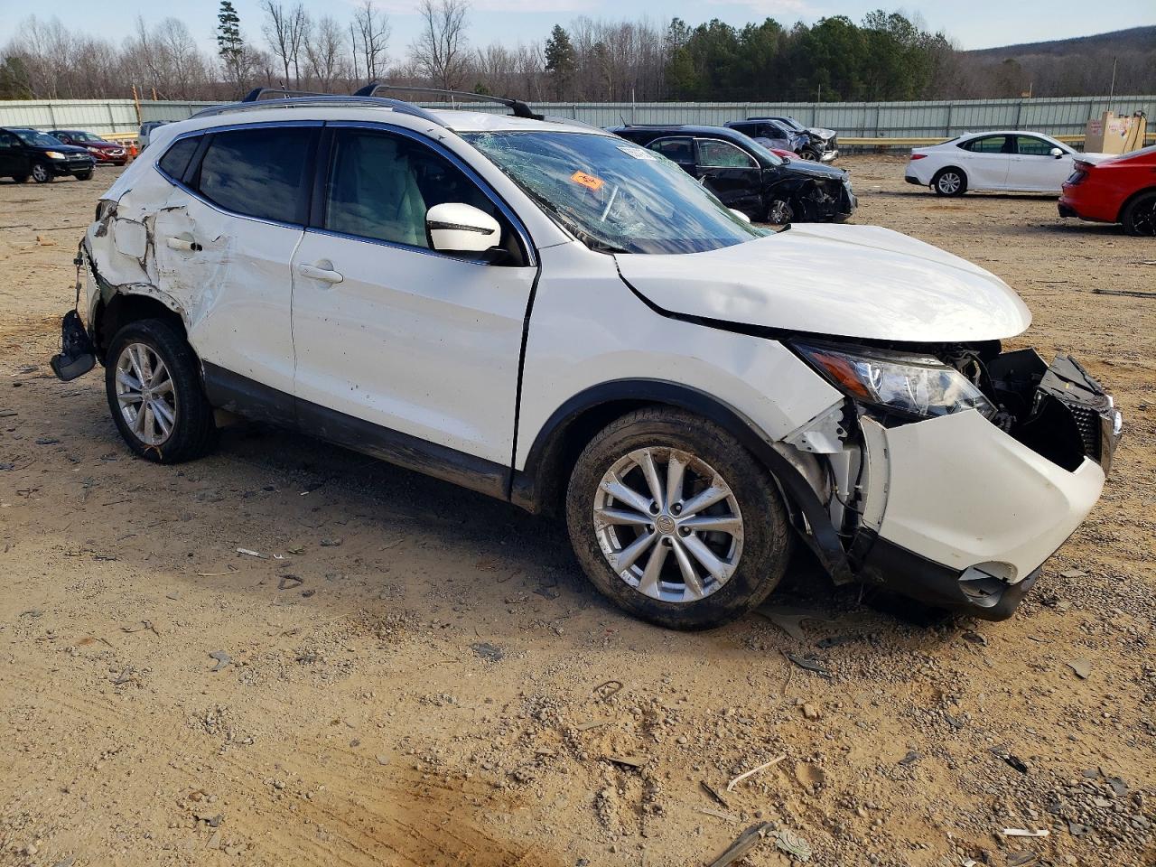 2018 NISSAN ROGUE